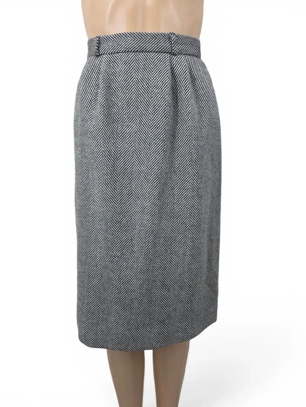 Vintage Wool Classic Black and White Herringbone Pleated Midi Skirt
